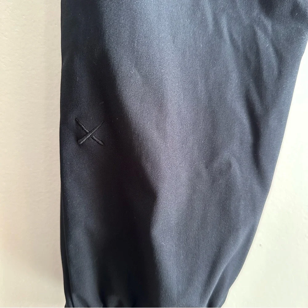 Cuts • Men's AO 5-Pocket Pant in‎ Black Slim-Fit